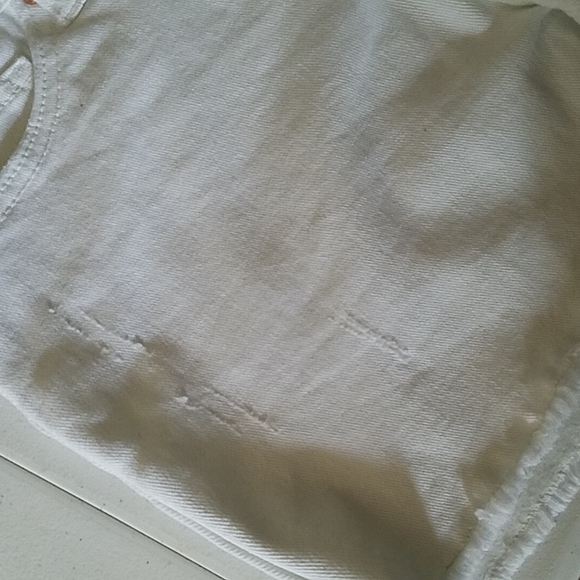 Shorts - Picture 5 of 7